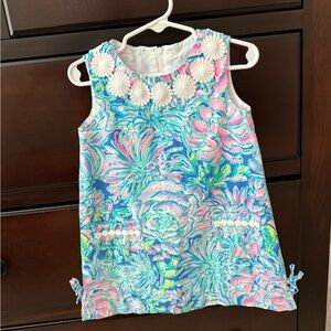 Lilly Pulitzer Pink Tag Detail